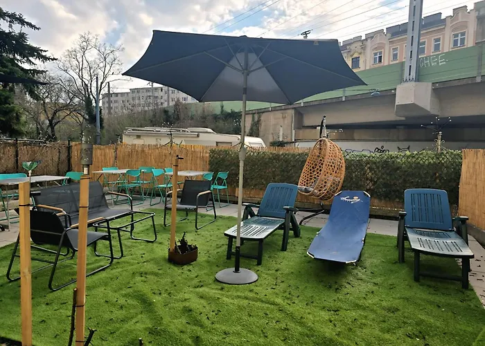 Modern 2br Location & Wifi *